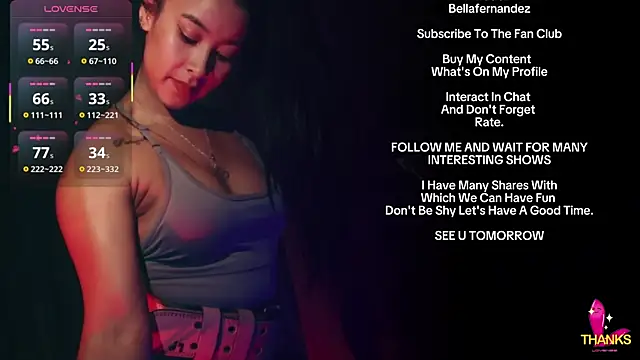 BellaFernandez__ webcam