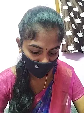 Tamil_Hot_RoyalQueen webcam