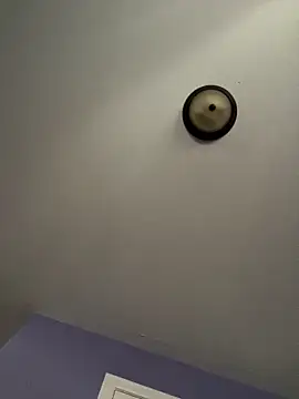 labishyoung25 webcam