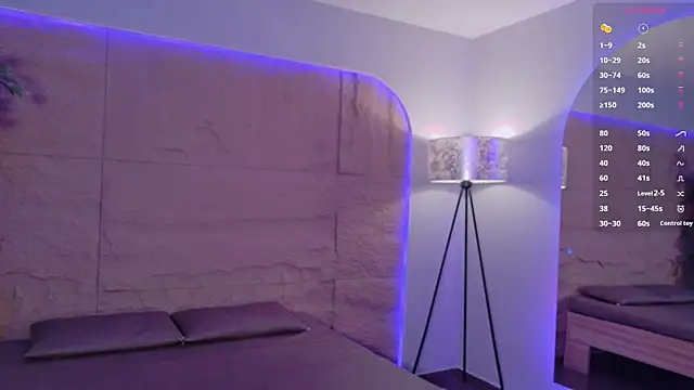 HannahMontgomery webcam