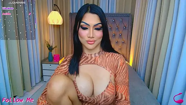 Laureen_Hilton webcam