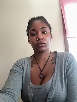 Ebonythroat777 webcam