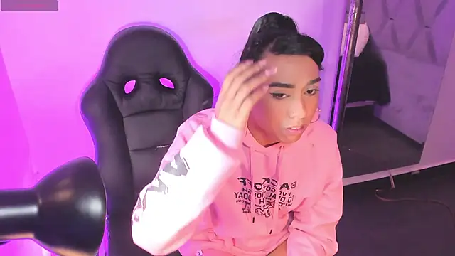 Daniiela_Ember webcam