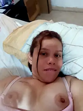 alexandra-queen webcam