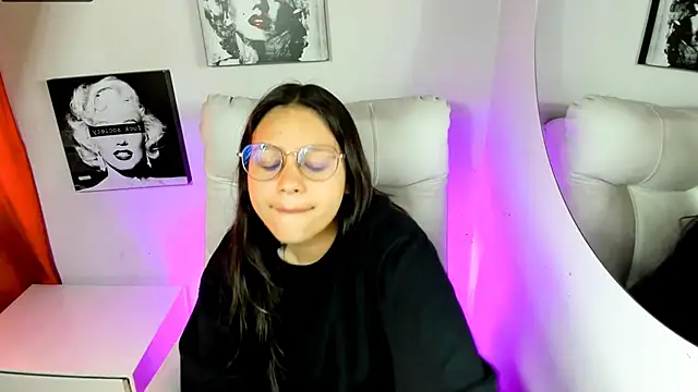 SamanthaRoldaan webcam