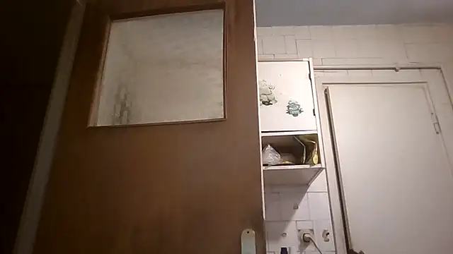 mariusica1@xh webcam