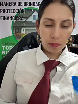 Alysson-- Live Webcam on Stripchat