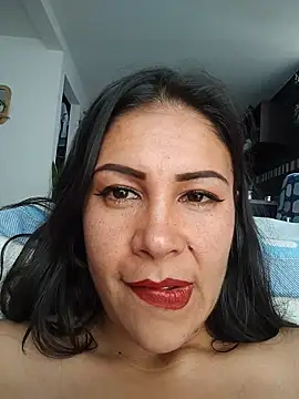 KittyHoleshot87 - Live Cam