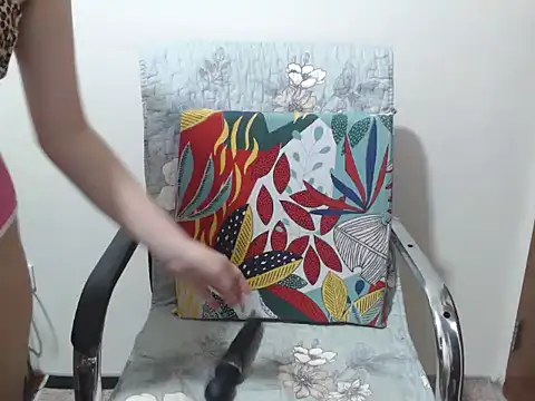 Wet_oliviaxxx webcam