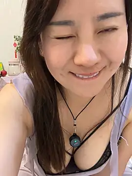 美女Kayla-love在线直播