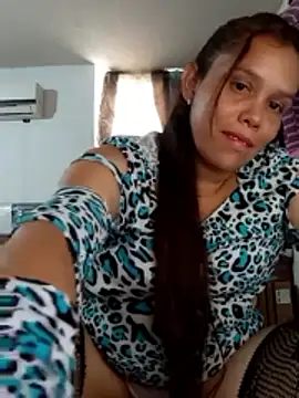 alexandra-queen webcam