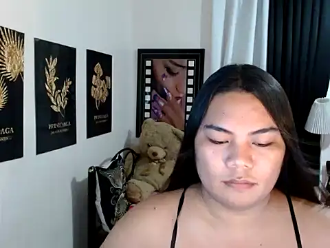 TSbrianaHugeCock webcam