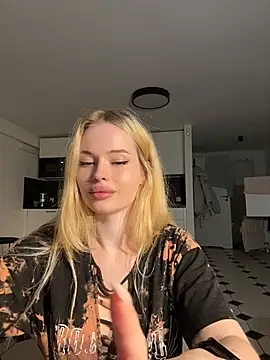 Vladamais live sex cam