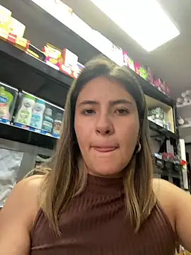 Andrea_19blonde webcam