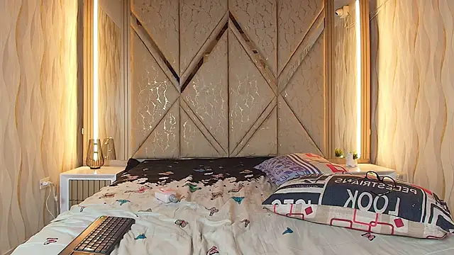 Hotcouple_222 webcam