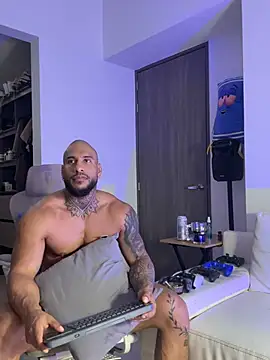 Andrew_Johnnson webcam