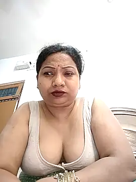 Cute-Janvi20 webcam