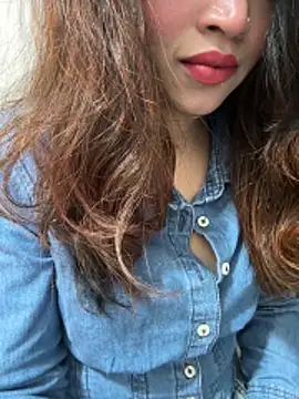 riya_sharma11 webcam