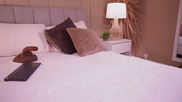 curvyliciousss webcam