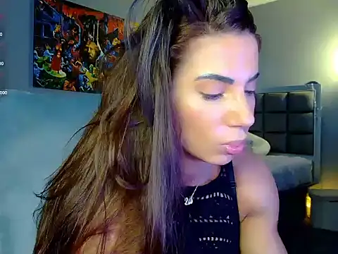 Alesyamuscledoll@xh webcam