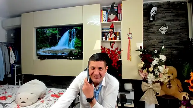 SpartacusDaddy48 webcam