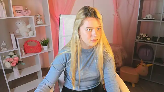 CelestineMauriac webcam