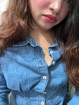 riya_sharma11 webcam