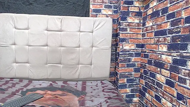 mellaniemonroe303av webcam