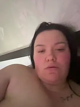 SunnyLeila2101 webcam