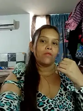 alexandra-queen webcam