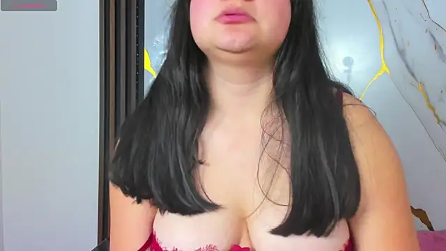 scarlet_brown_hh webcam