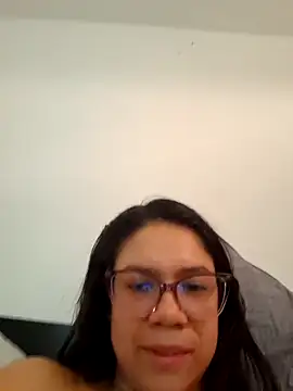 Webcam Model (Aila_Phone)  is live.Free join now!