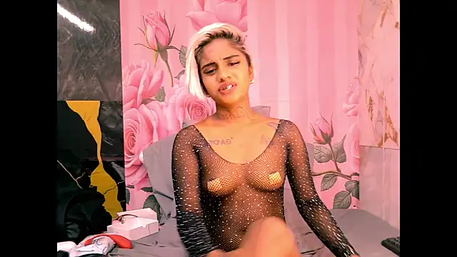 indian_barbie webcam