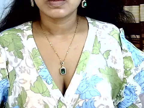 noor_zarin - Noor_Zarin's free webcam - UK Sex Cams