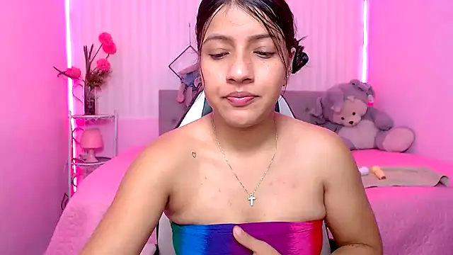 zara_cute webcam