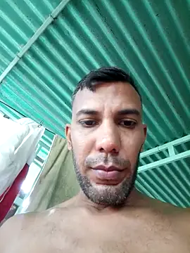 UnreadyChutzpa webcam