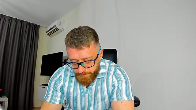 Findom_guy webcam