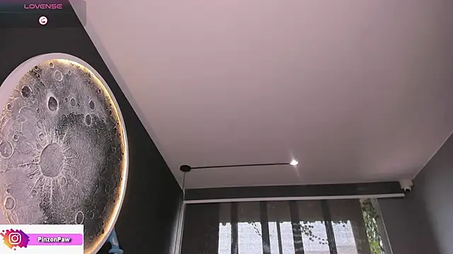 sarajames (F young) - dildo pussy