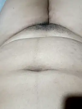 pooja--10 webcam stripchat model stream image