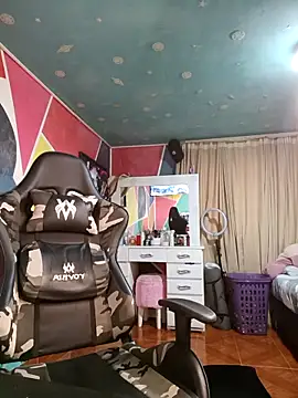 Mysticdooll69 webcam