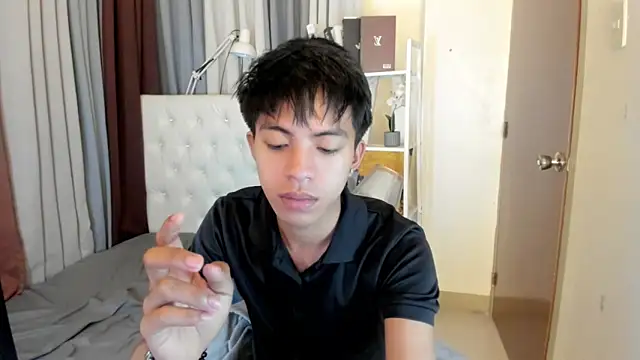 davincihugecock webcam