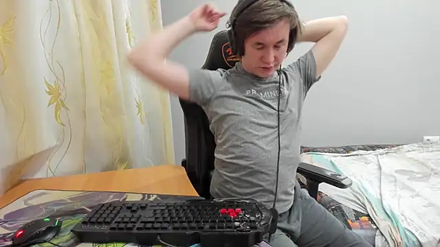 iliaskrislove webcam