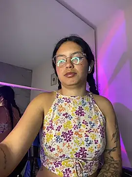 Rosita_forever_ webcam