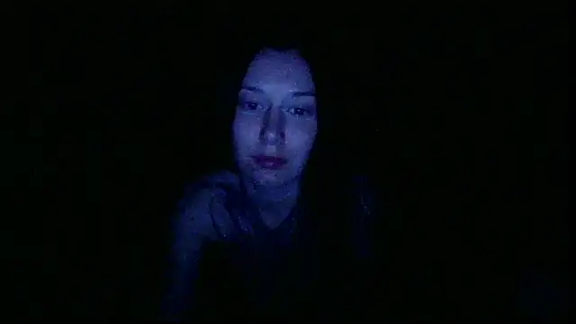 RussNocturnal webcam
