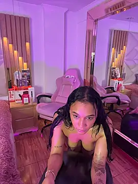 coraline_vera webcam