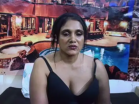 IndianSexyLady20 webcam