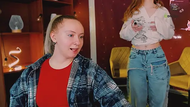 mila_glow1 - Mila_glow1's free webcam - UK Sex Cams