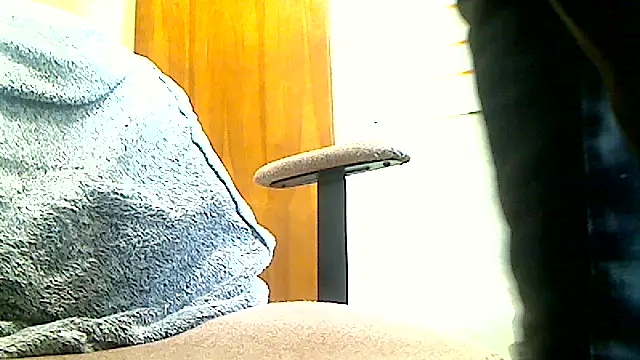 markluvskitty - Markluvskitty's free webcam - UK Sex Cams