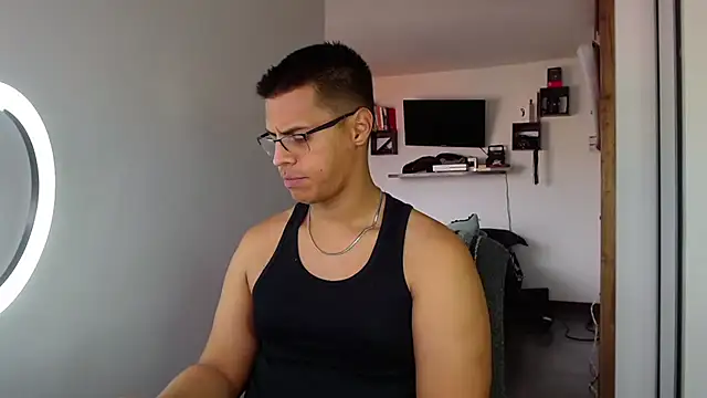 _john_boy_ - _John_Boy_'s free webcam - UK Sex Cams