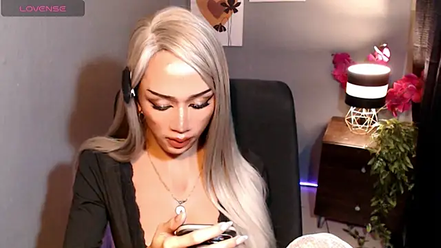 xUrGoddess_JheySluttyx webcam